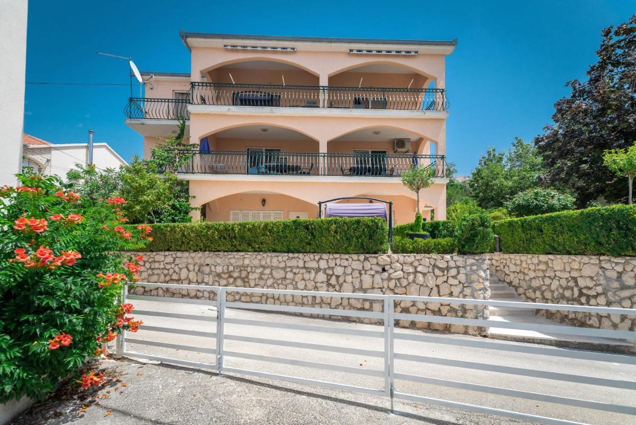 Apartments Ivanka Okrug Gornji Exterior photo
